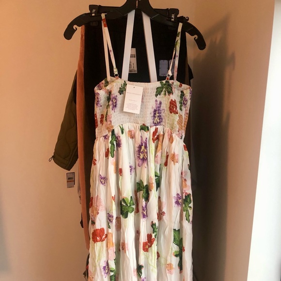 Verandah smocked silky dress moda operandi size small NWT Matchesfashion - Picture 4 of 7